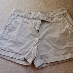 Vineyard Vines Women's Khaki Shorts